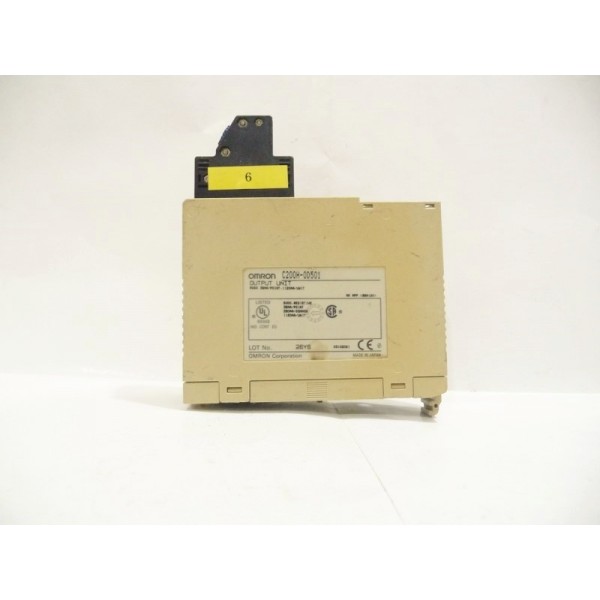Output Unit Module, C200H-0D501, Omron, Made in Japan